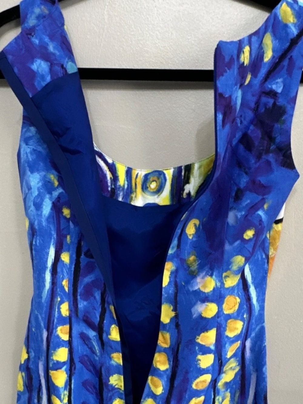 SEND OFFER !! NWT Moschino Sheath Dress Scoop Neck Sleeveless 36 - Picture 4 of 12